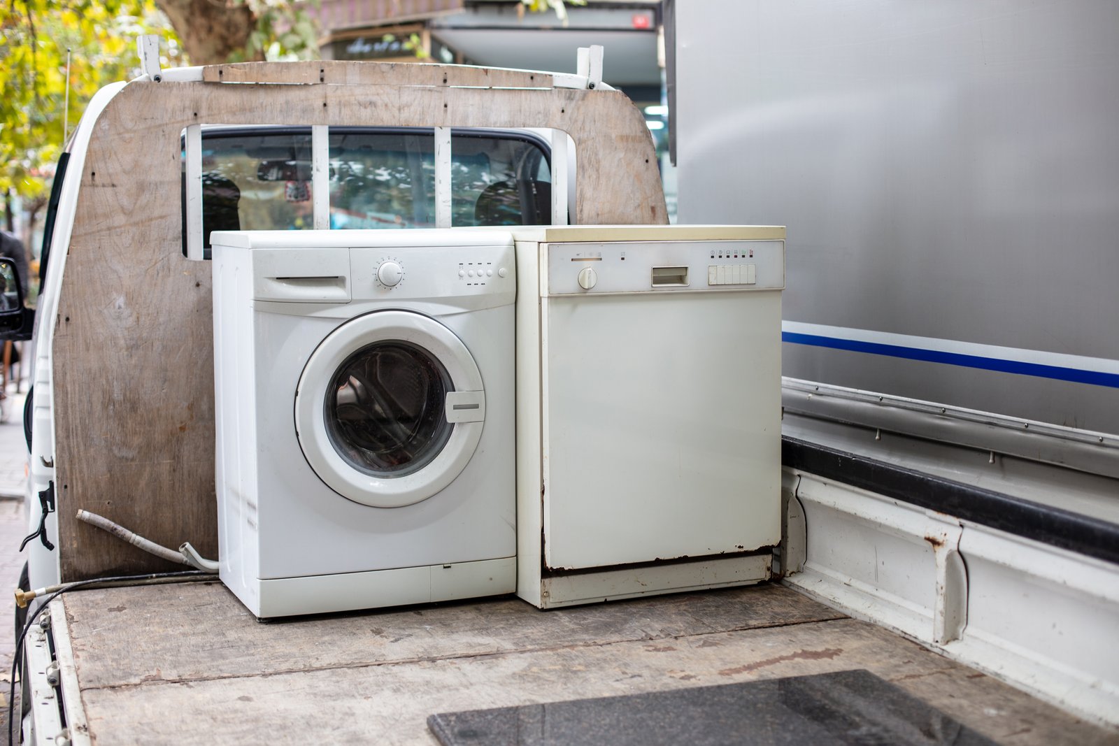 Appliance Removal: A Deep Dive into Refrigerator Recycling