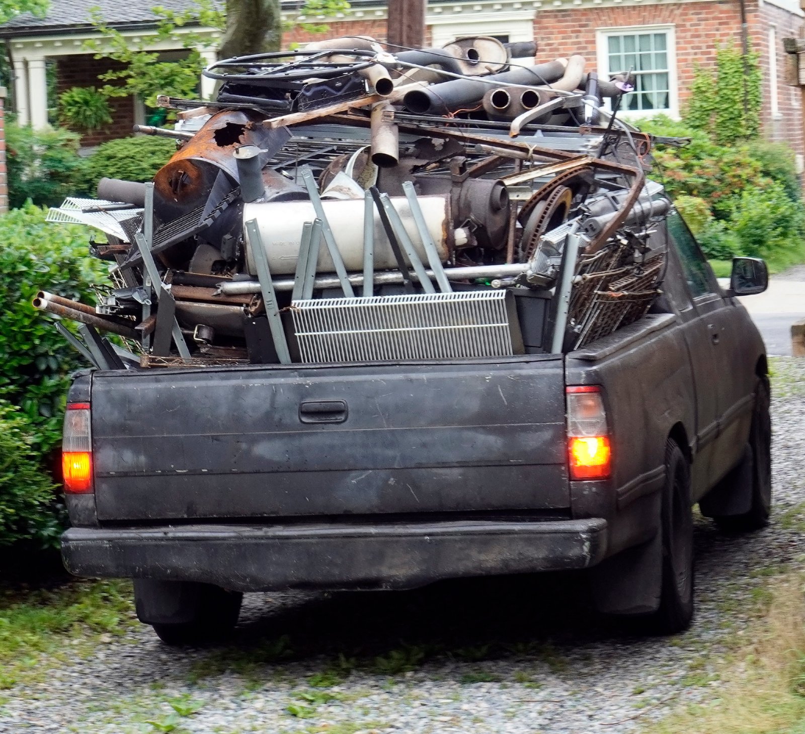 Scrap Metal Removal: The Metallic Renaissance in Junk Business